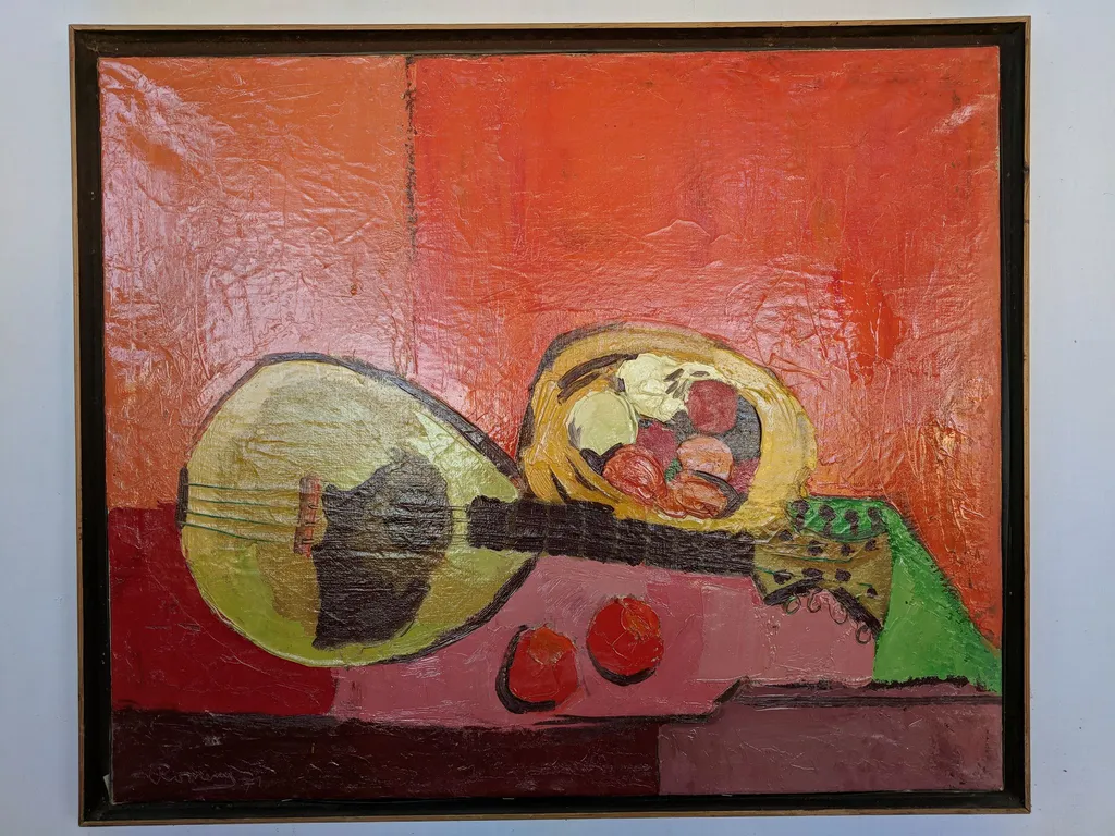 Mandoline sur fond Chaud